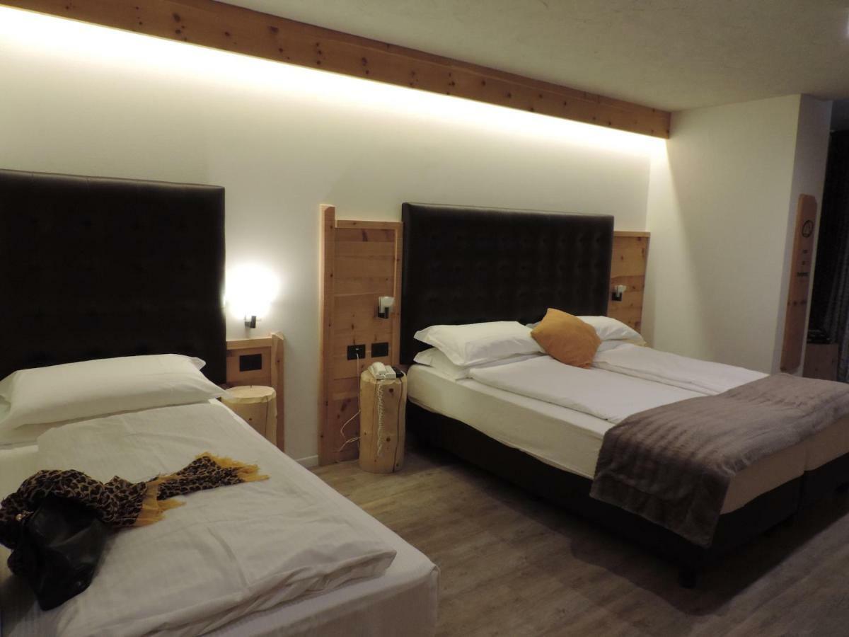 Hotel Scoiattolo 테세로 외부 사진