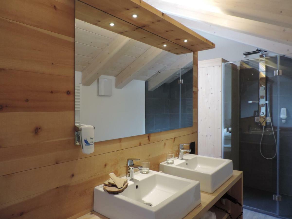Hotel Scoiattolo 테세로 외부 사진