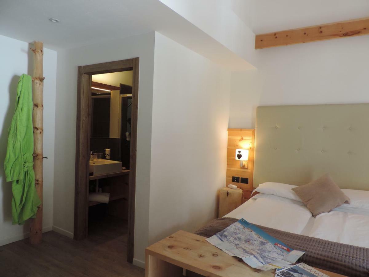 Hotel Scoiattolo 테세로 외부 사진