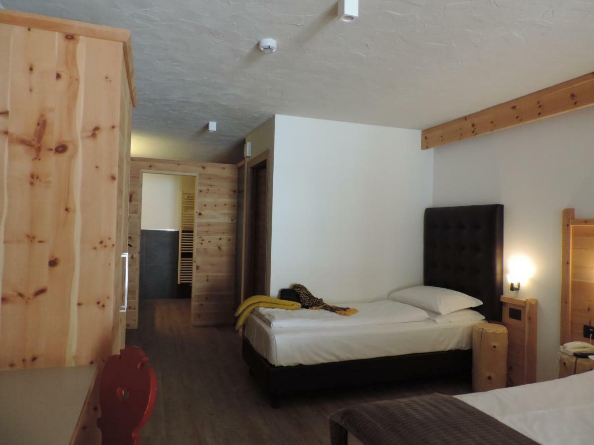 Hotel Scoiattolo 테세로 외부 사진