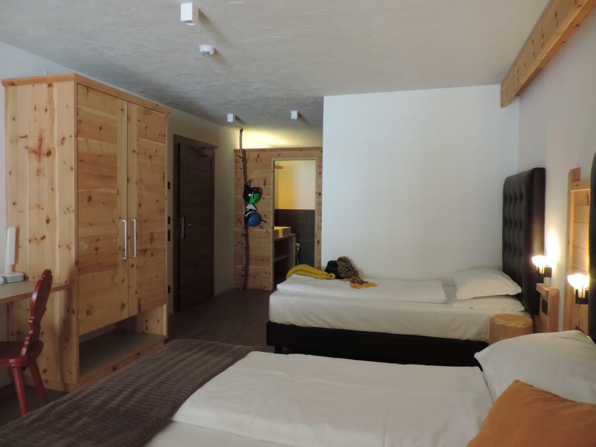 Hotel Scoiattolo 테세로 외부 사진